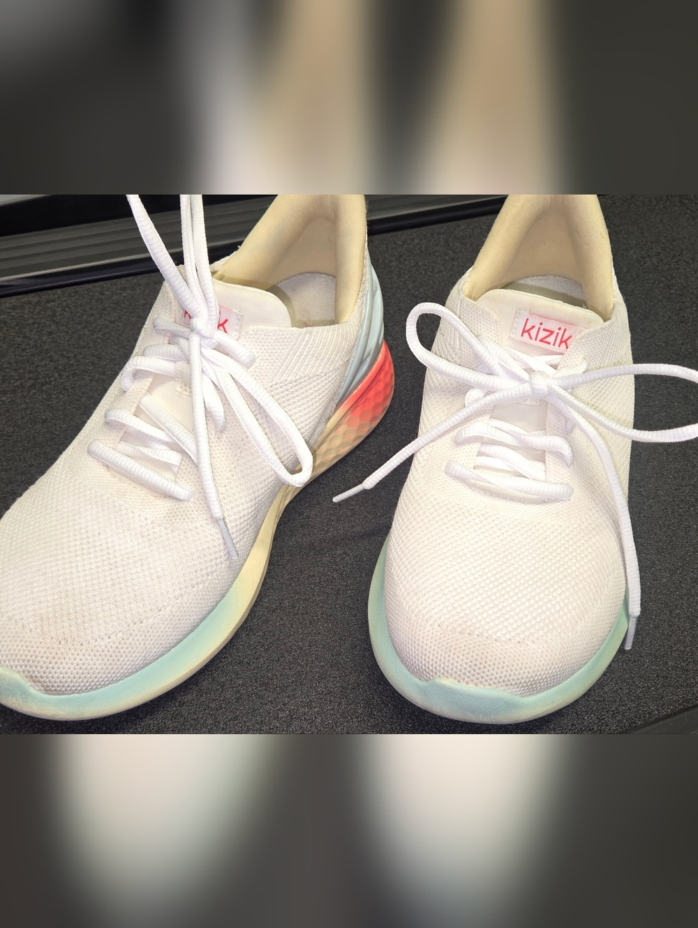 Kizik Athena Sunrise Sneakers Women Size 9 WIDE